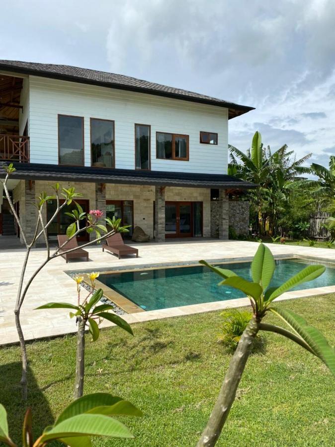 Baha Baha Villas West Sumbawa Yoyos - Free Yoga Class, Gym Daily Included For Guest - Fast Wifi Starlink Sekongkang Экстерьер фото