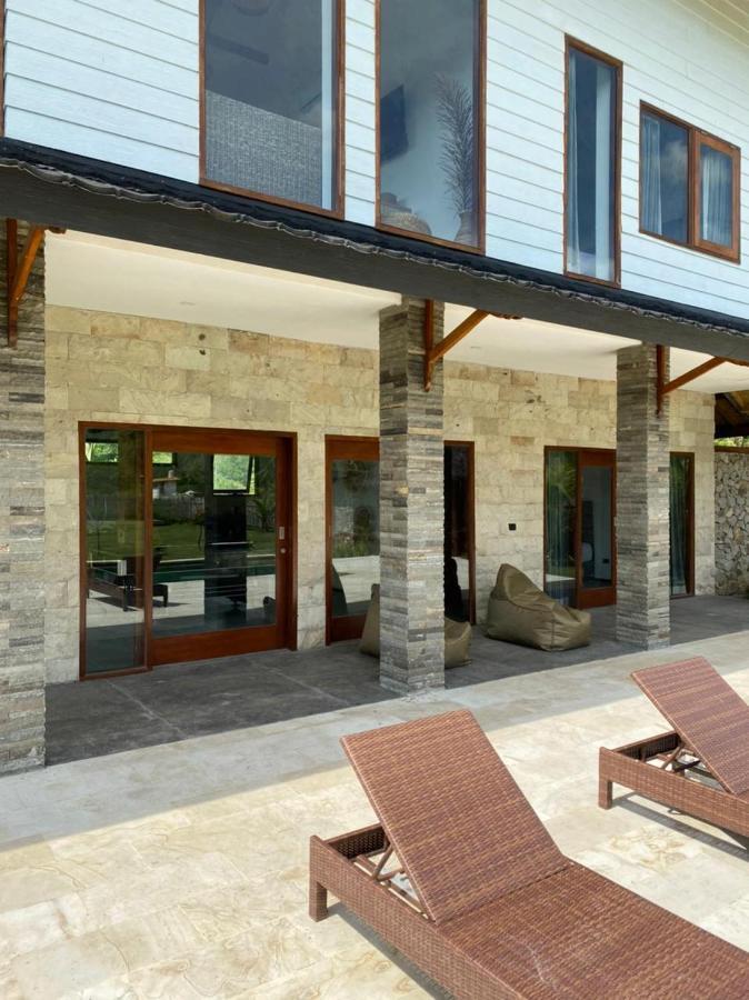 Baha Baha Villas West Sumbawa Yoyos - Free Yoga Class, Gym Daily Included For Guest - Fast Wifi Starlink Sekongkang Экстерьер фото