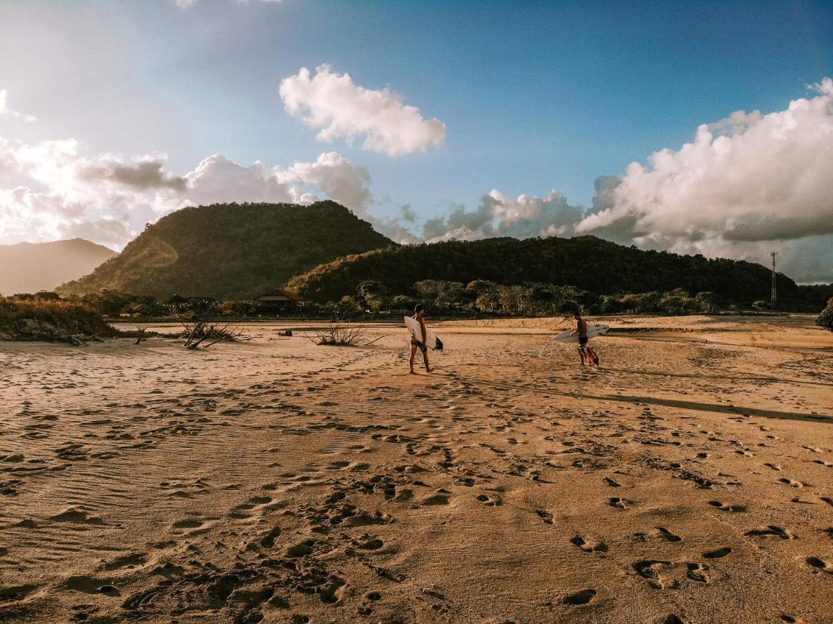 Baha Baha Villas West Sumbawa Yoyos - Free Yoga Class, Gym Daily Included For Guest - Fast Wifi Starlink Sekongkang Экстерьер фото